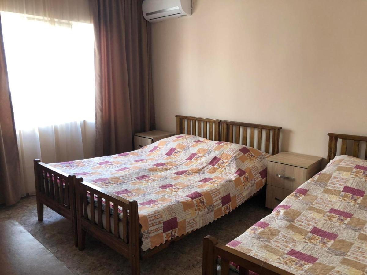 Guest House Kobuleti #788 Buitenkant foto