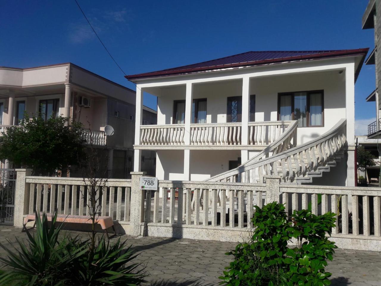 Guest House Kobuleti #788 Buitenkant foto